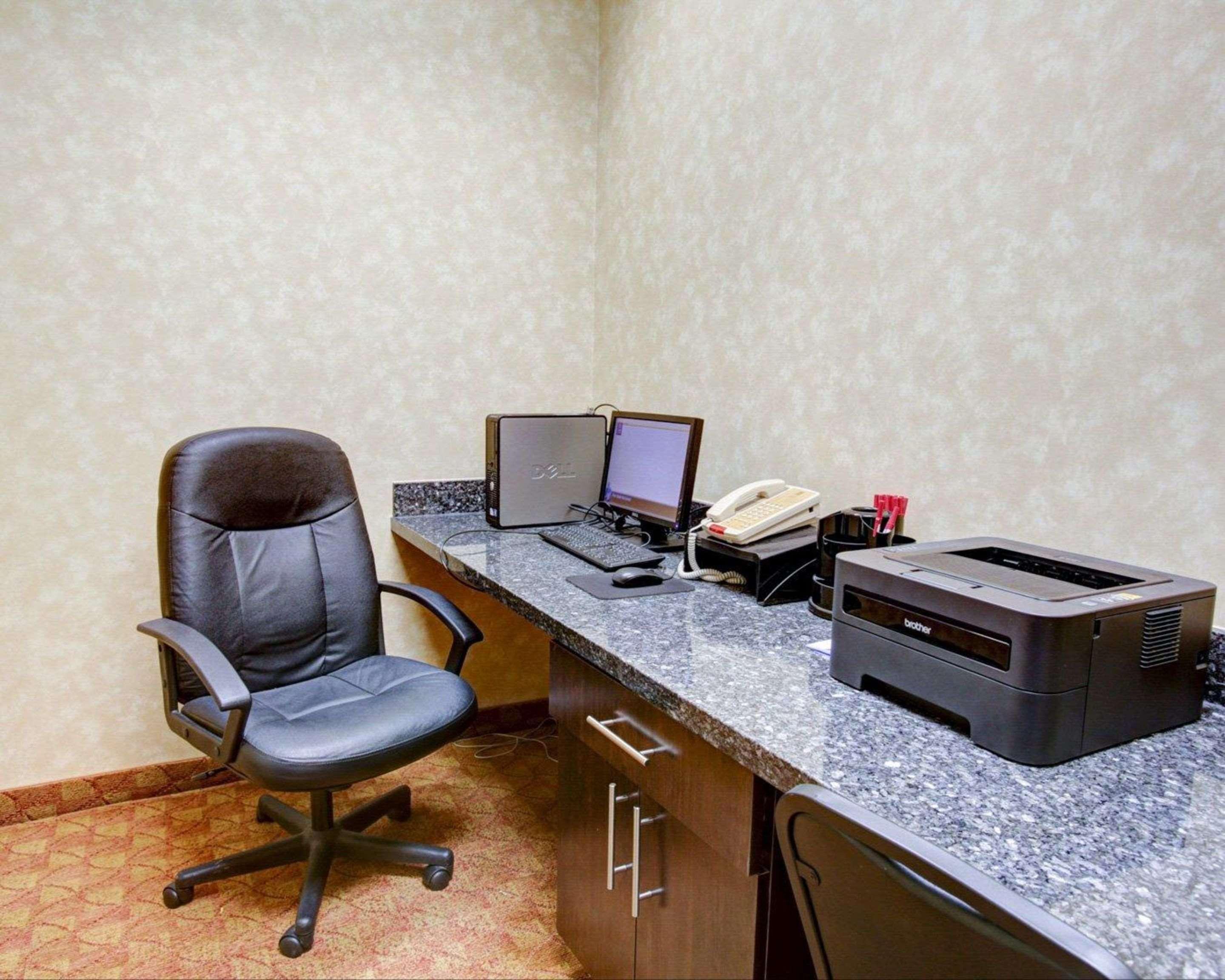Comfort Suites Old Town Спринг Экстерьер фото