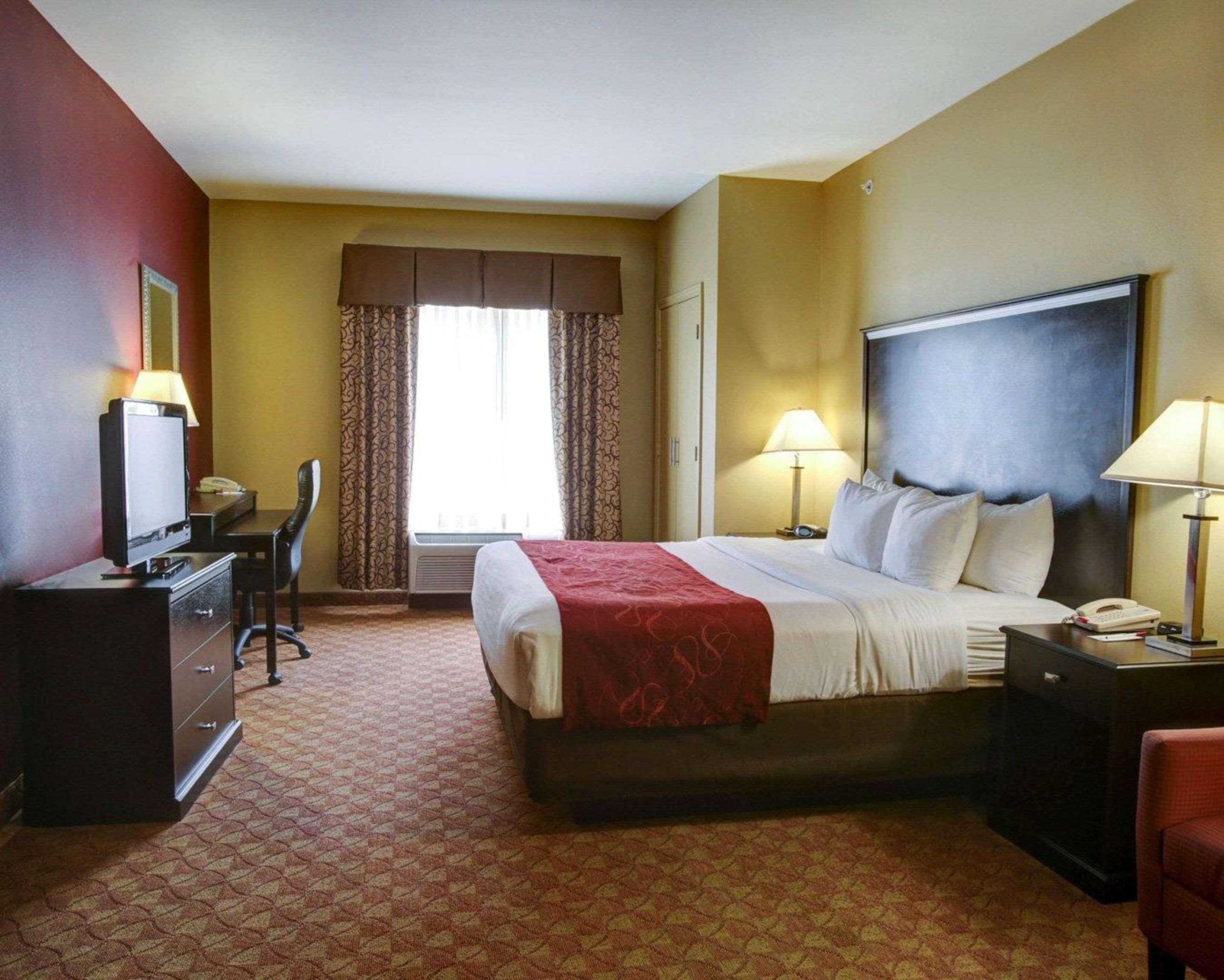 Comfort Suites Old Town Спринг Экстерьер фото