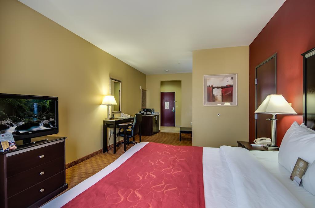 Comfort Suites Old Town Спринг Экстерьер фото