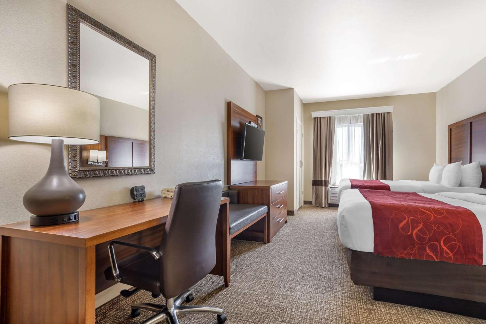 Comfort Suites Old Town Спринг Экстерьер фото